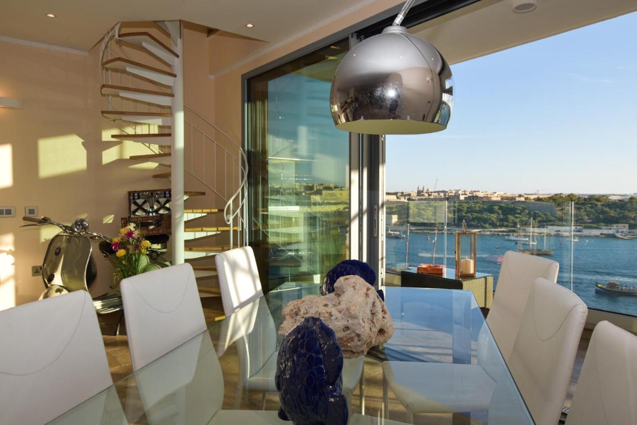 Unique Seafront Triplex Penthouse With Panoramic Bedroom & Rooftop Jacuzzi Overlooking Valletta สลีมา ภายนอก รูปภาพ