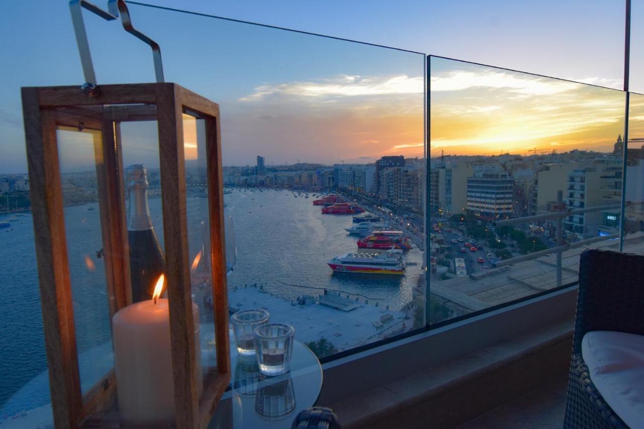Unique Seafront Triplex Penthouse With Panoramic Bedroom & Rooftop Jacuzzi Overlooking Valletta สลีมา ภายนอก รูปภาพ