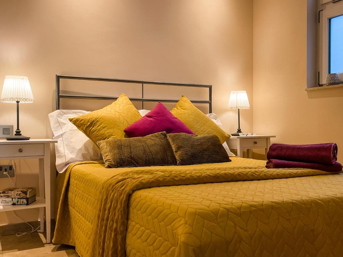Unique Seafront Triplex Penthouse With Panoramic Bedroom & Rooftop Jacuzzi Overlooking Valletta สลีมา ภายนอก รูปภาพ